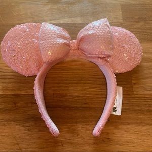 Disney Parks Pink Women’s Minnie Ears